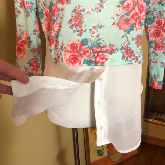 DEB sz MEDIUM Floral Sweater/Button Front $68 NEW - Picture 8 of 11